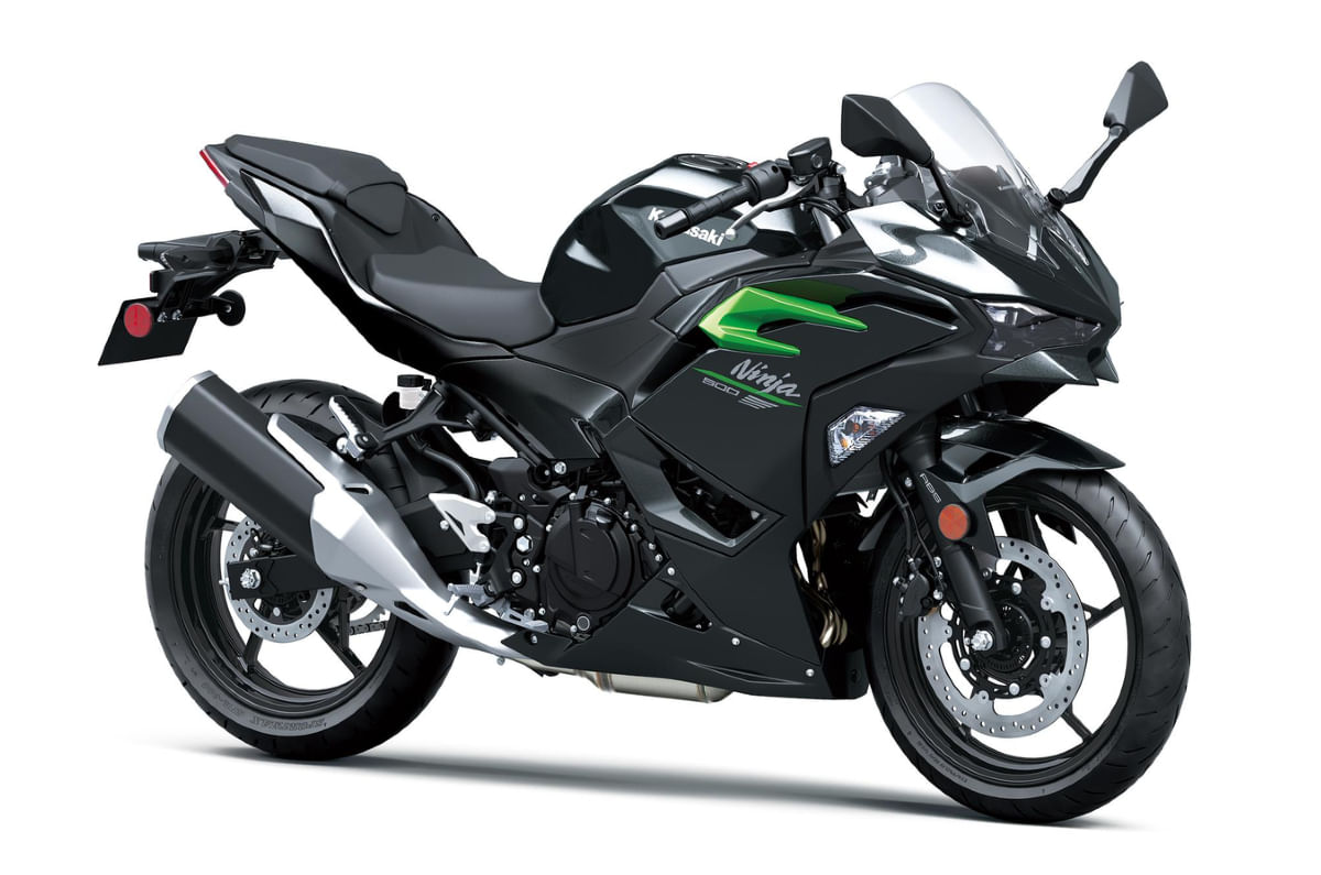 Kawasaki Ninja 500 Standard Price, Images, Reviews and Specs